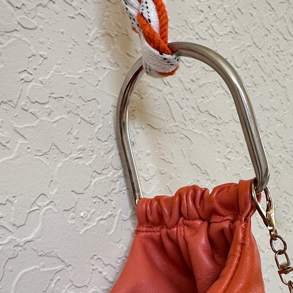 Pulicati Vibrant Orange Leather Shoulder Bag - Picture 4 of 11
